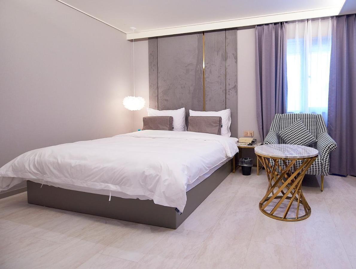 Denbasta Signature Hotel Busan Bagian luar foto