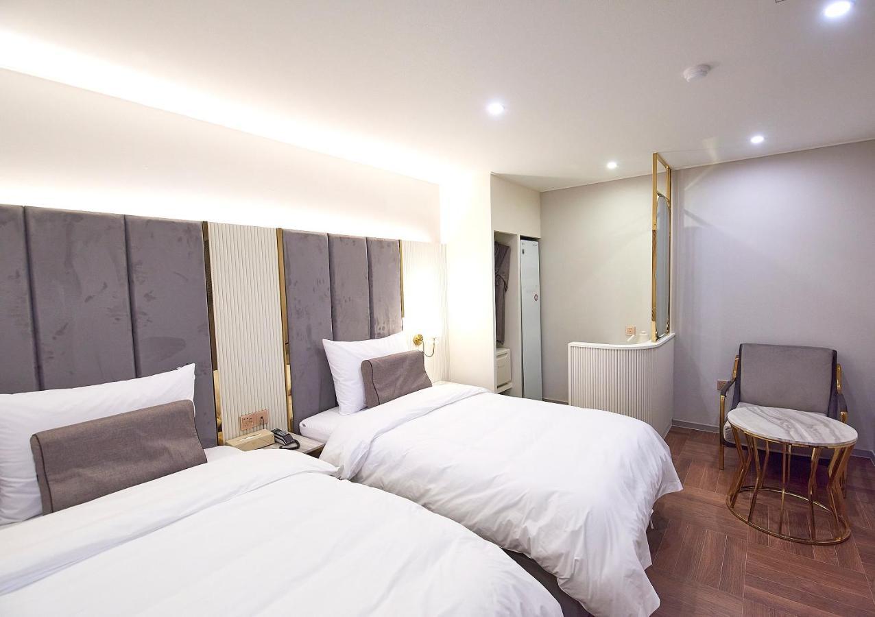 Denbasta Signature Hotel Busan Bagian luar foto