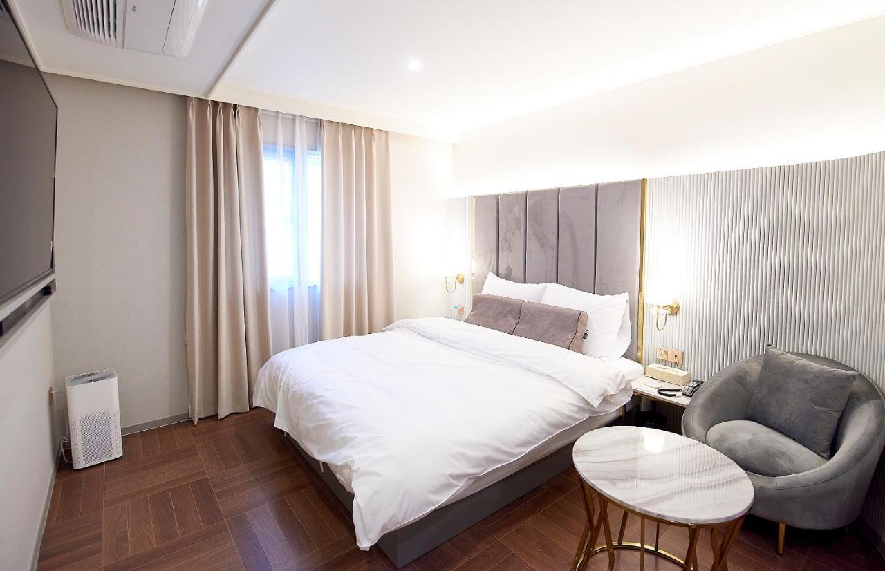 Denbasta Signature Hotel Busan Bagian luar foto