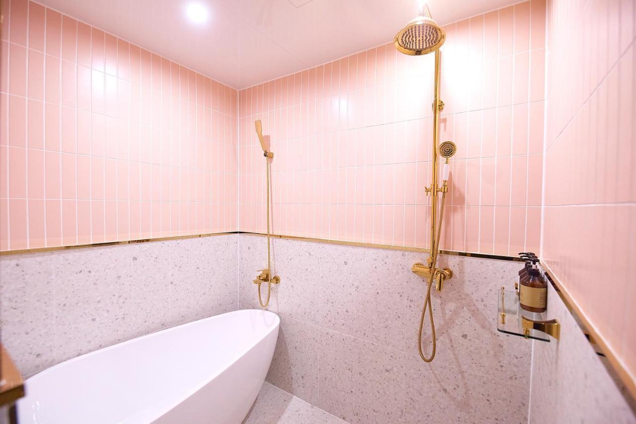 Denbasta Signature Hotel Busan Bagian luar foto