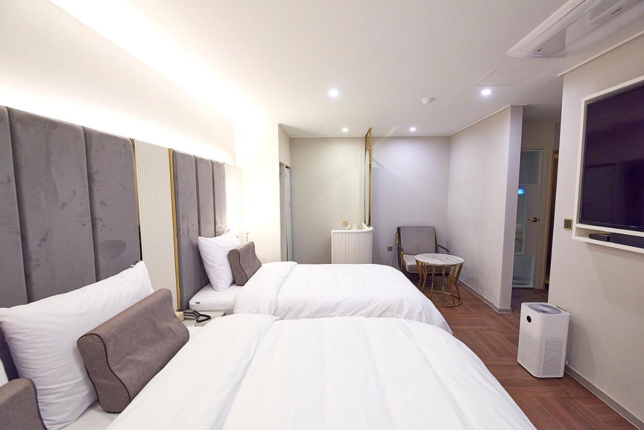 Denbasta Signature Hotel Busan Bagian luar foto