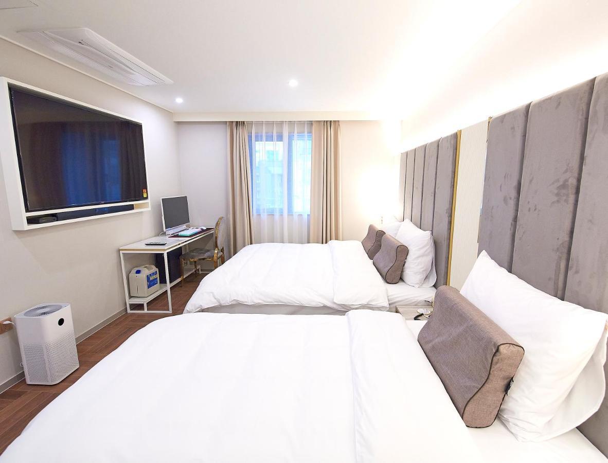 Denbasta Signature Hotel Busan Bagian luar foto