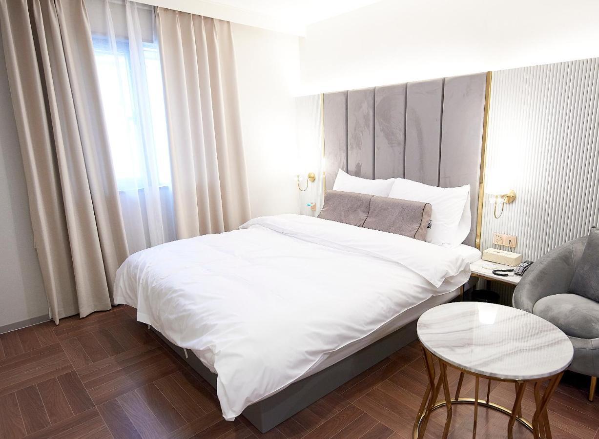 Denbasta Signature Hotel Busan Bagian luar foto