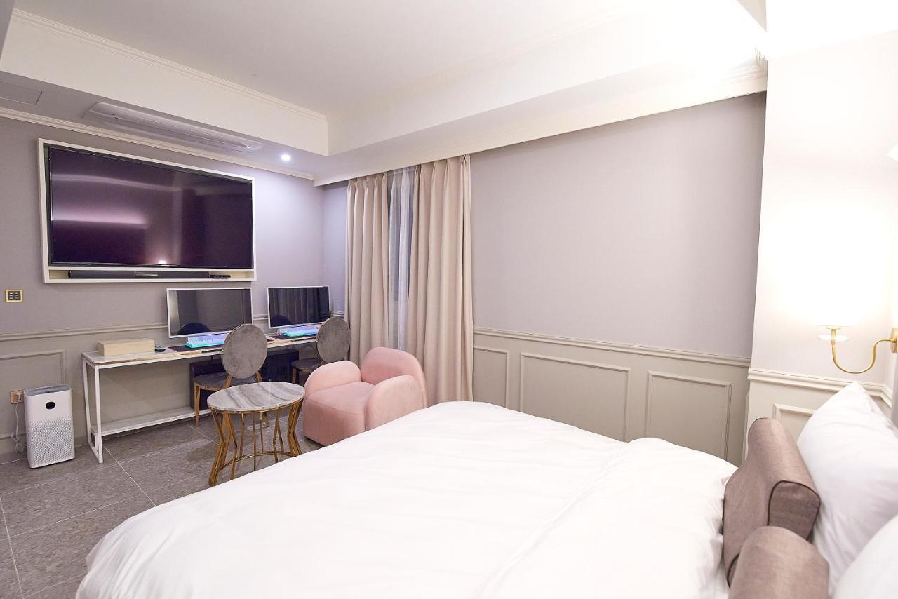 Denbasta Signature Hotel Busan Bagian luar foto